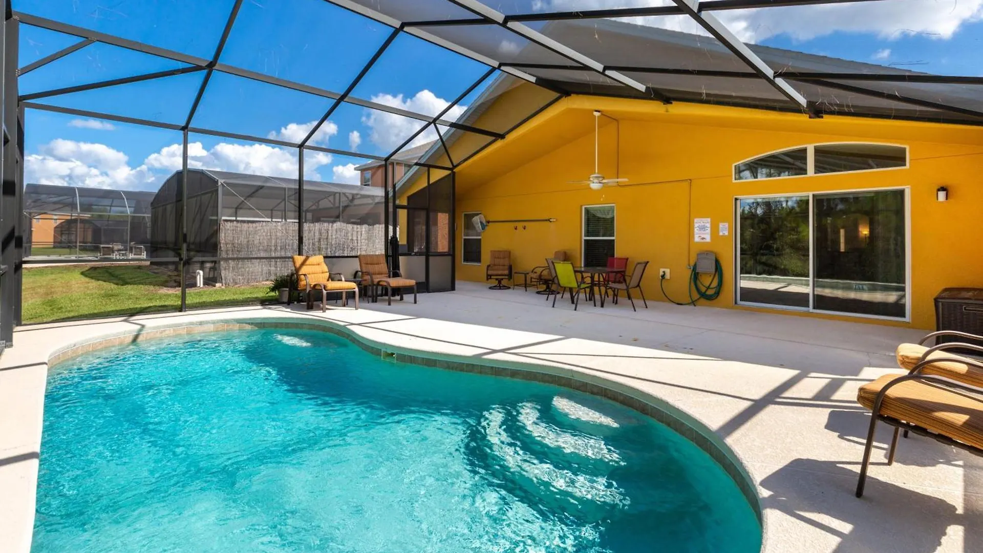 Hotel 762 Watersong Resort By Orlando Holiday Rental Homes Davenport